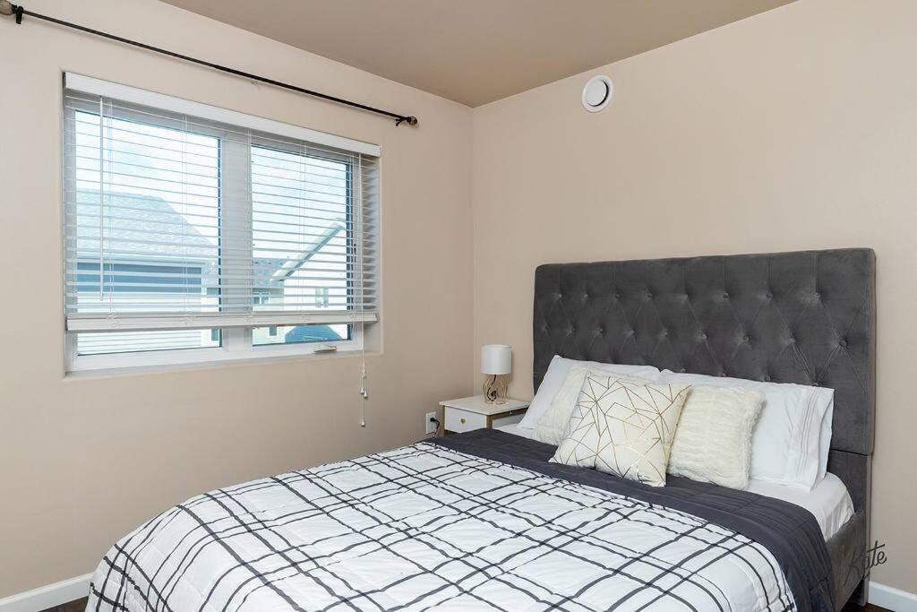 Вилла Birchhill Retreat Getaway Great Location ! Фэрбанкс Экстерьер фото